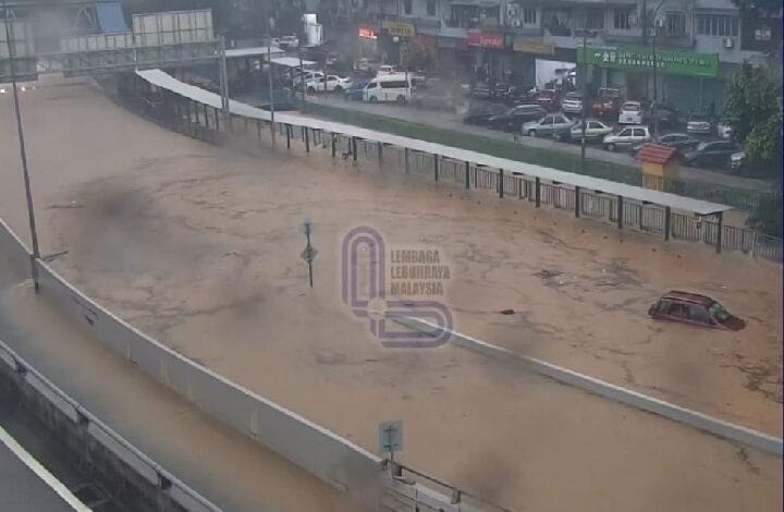 flash flood - Wilayah.com.my