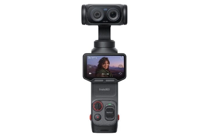 insta 360 luna - Wilayah.com.my Handheld stabilizer with a dual-lens 360° camera on top and a fold-out LCD screen.